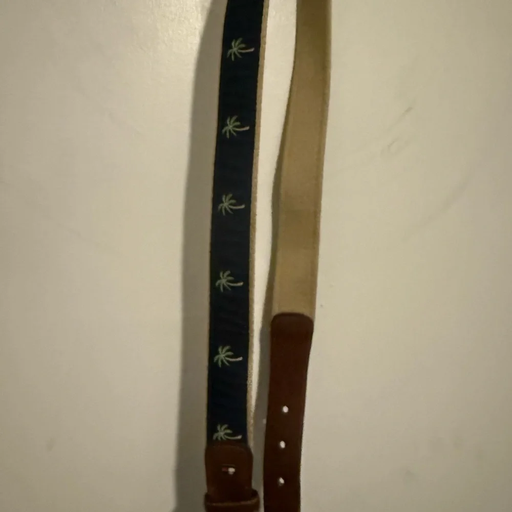 Tommy Hilfiger Palm Tree Embroidered Genuine Leather Belt